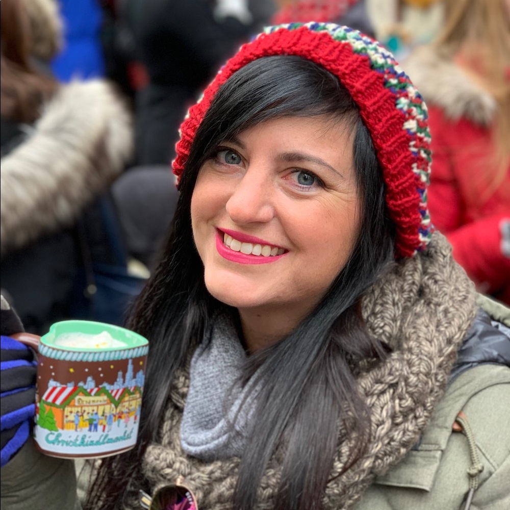 Meet your Posher, Alexandra